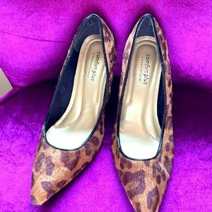 Leopard print heel